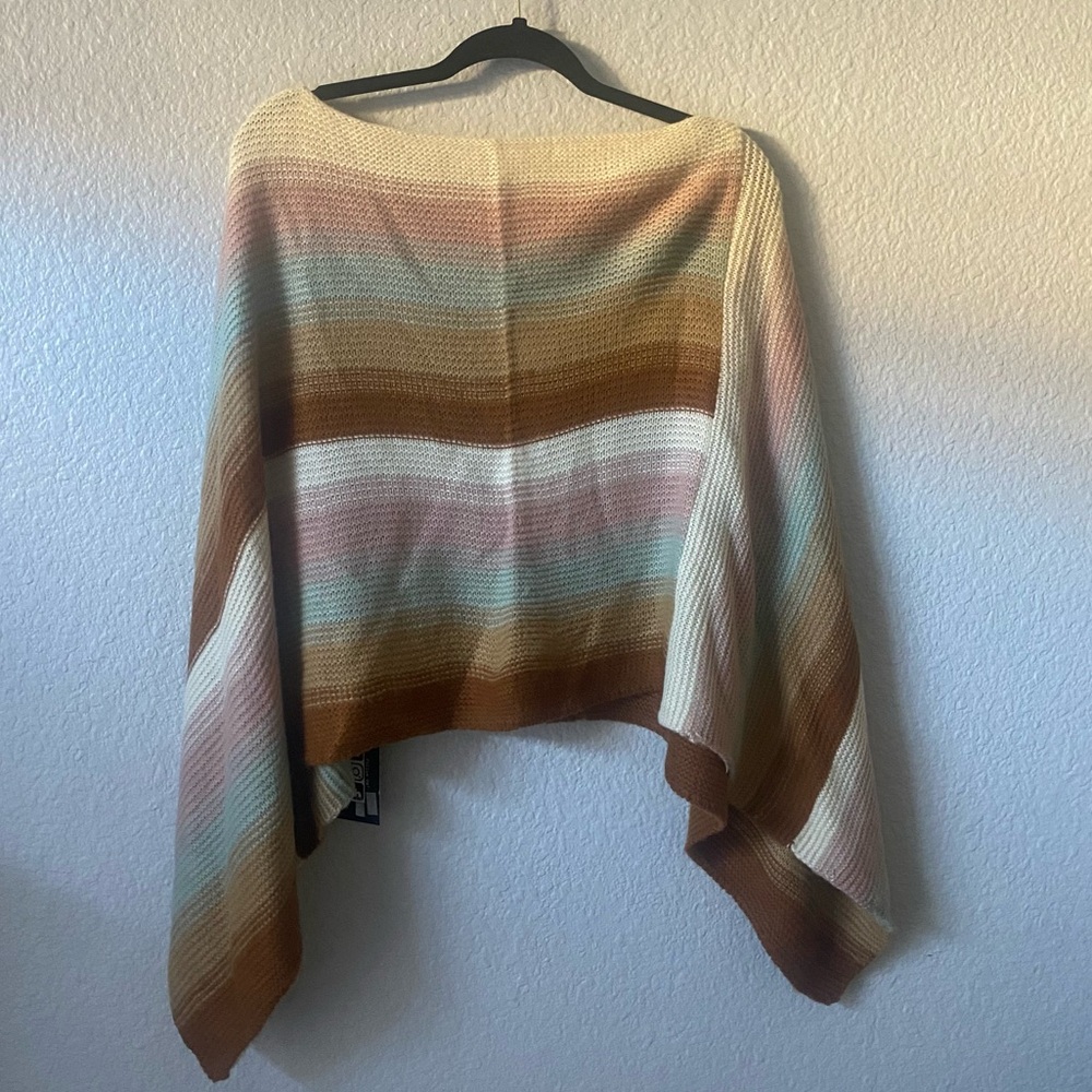 Justin & Taylor Inc. striped poncho NWT one size